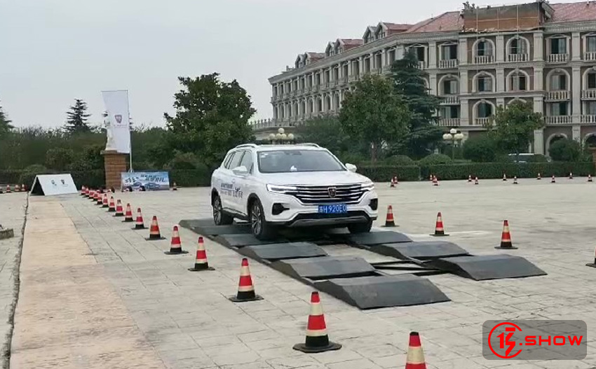 汽车试乘试驾道具-凹凸路