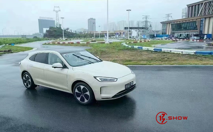 AITO 问界M5 EV抢鲜试驾会-重庆站