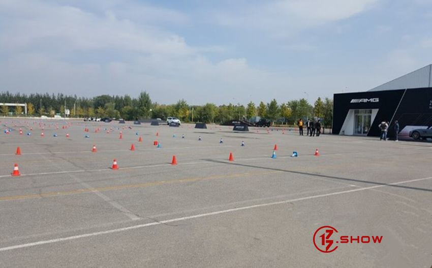 沈阳铁西体育场试驾基地