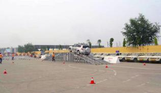 石家庄汽车试乘试驾场地推荐-石家庄蓝天驾校试驾基地