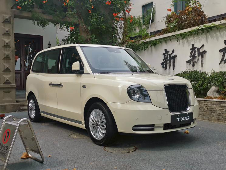 座椅布局更传统 LEVC TX商务版发布